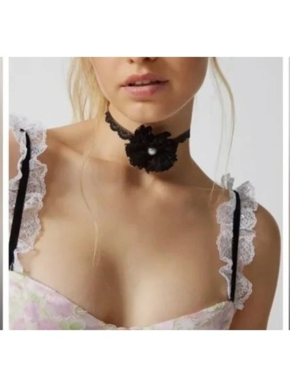 Urban Outfitters Lace Rosette Wrap Choker Necklace Black w/White Pearl Costume